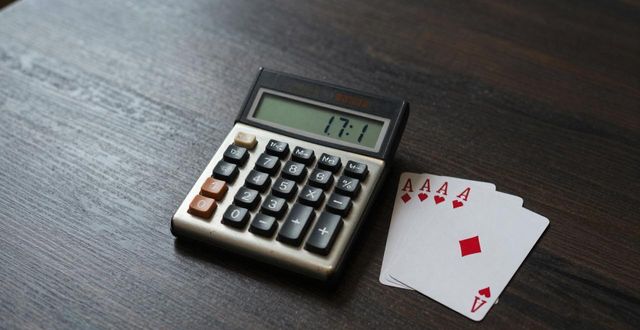 hhpoker赔率计算其实不难 掌握这3个技巧新手也能精准算牌