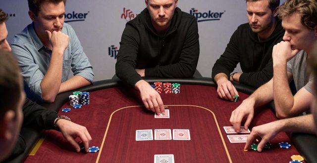 hhpoker交流论坛:德州玩家都在这里提升牌技
